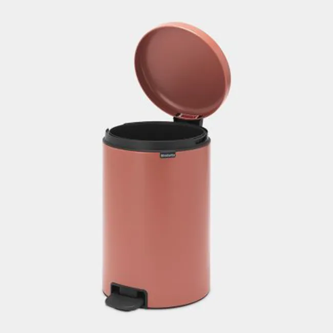 Poubelle a Pedale Newlcon, 20L - Terracotta Pink BRABANTIA
