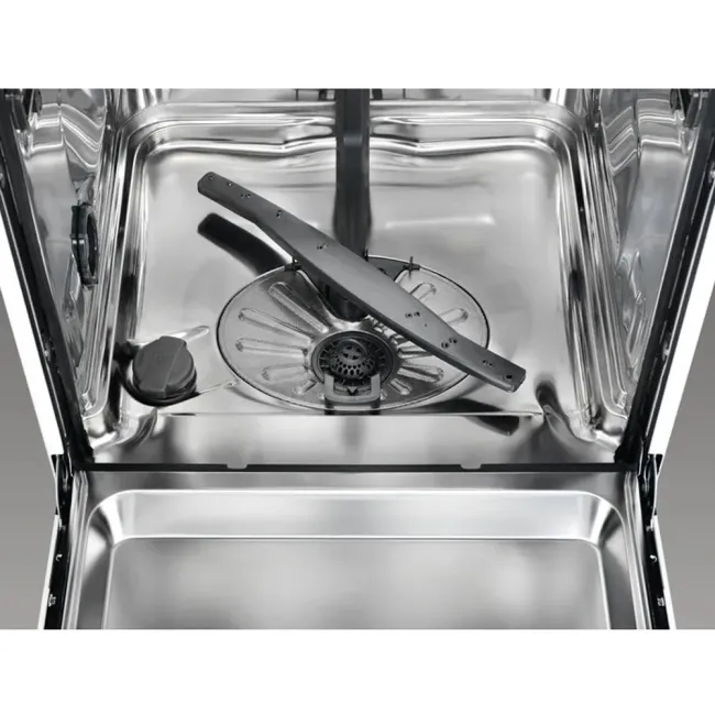 LAVE VAISSELLE INTEGRABLE 5 PROGRAMMES 13CV ZANUSSI