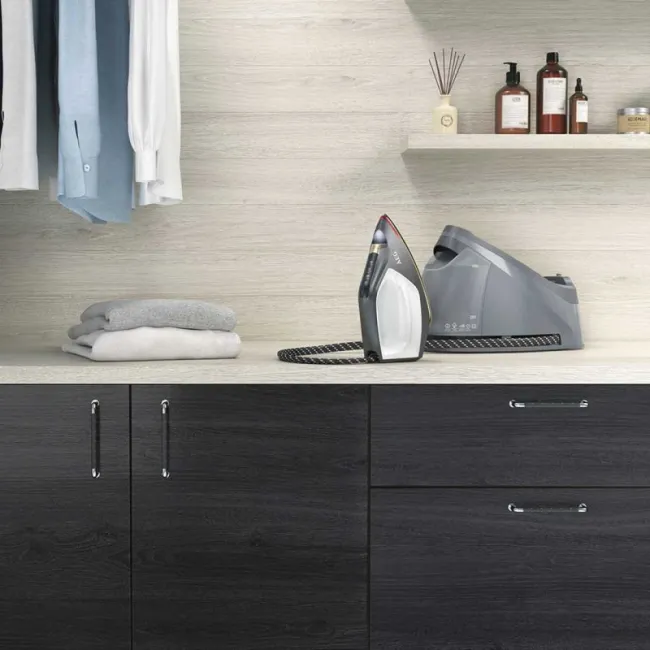 CENTRALE VAPEUR  -ABSOLUTE 8000 GREY METALLIC 2400W  AEG