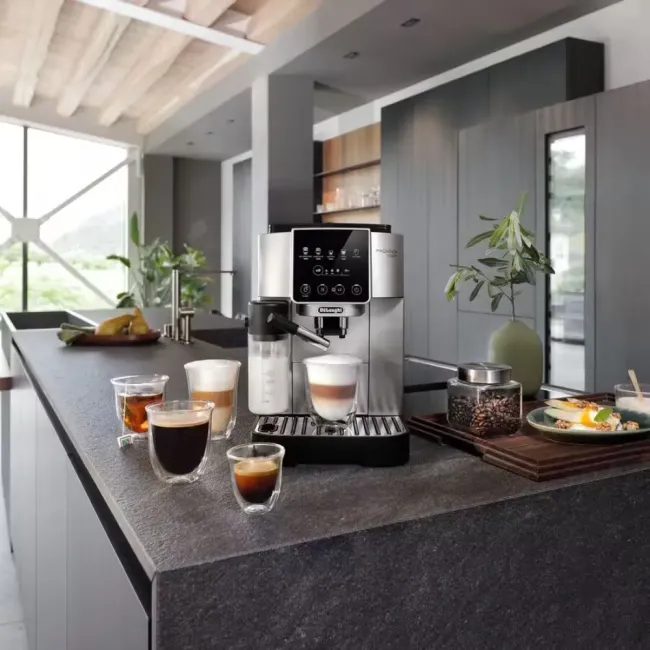Machine espresso full automatique maghifica start DELONGHI