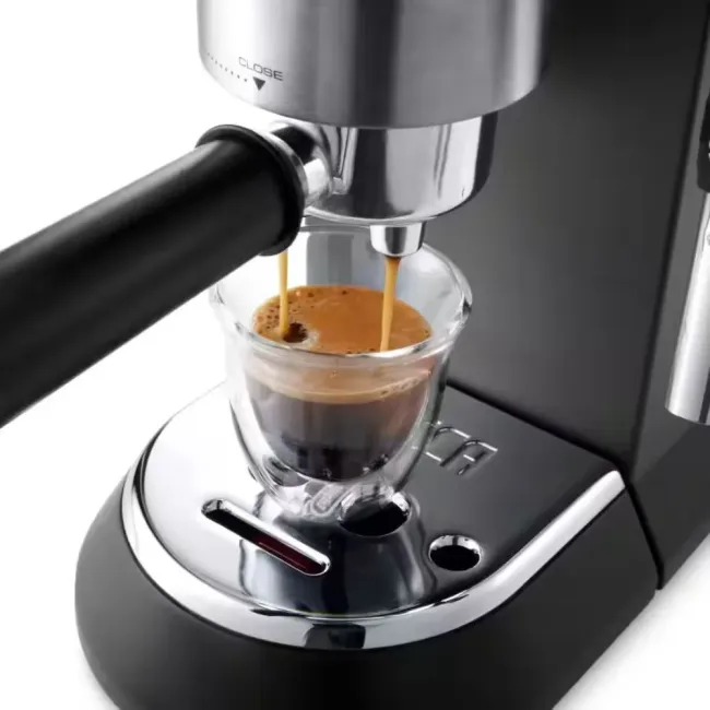 Machine à Expresso Dedica BLACK DELONGHI