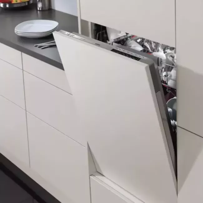 LAVE VAISSELLE INTEGRABLE 13CV A+++ AEG