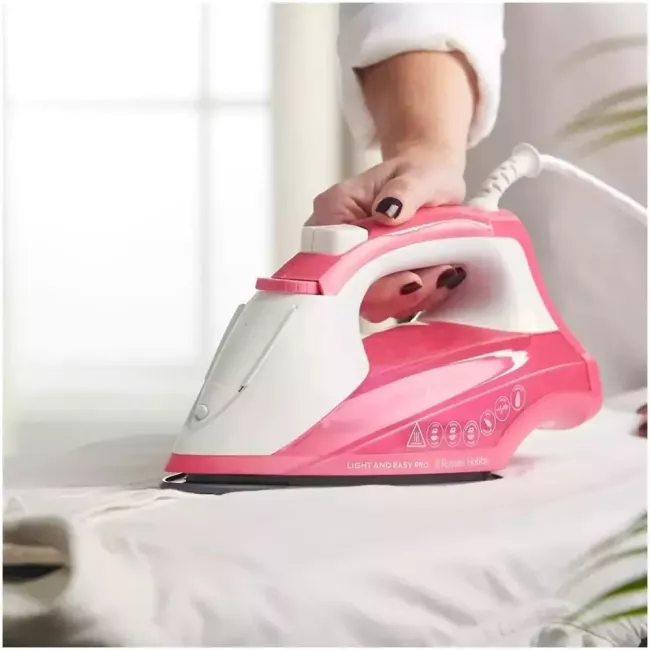 FER A REPASSER  LIGHT&EASY PRO RUSSELL HOBBS