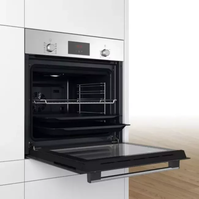 TRIO INOX : HOTTE DHU635HZA +T.C PBP6C5K80L + FOUR HBF512BS1T BOSCH