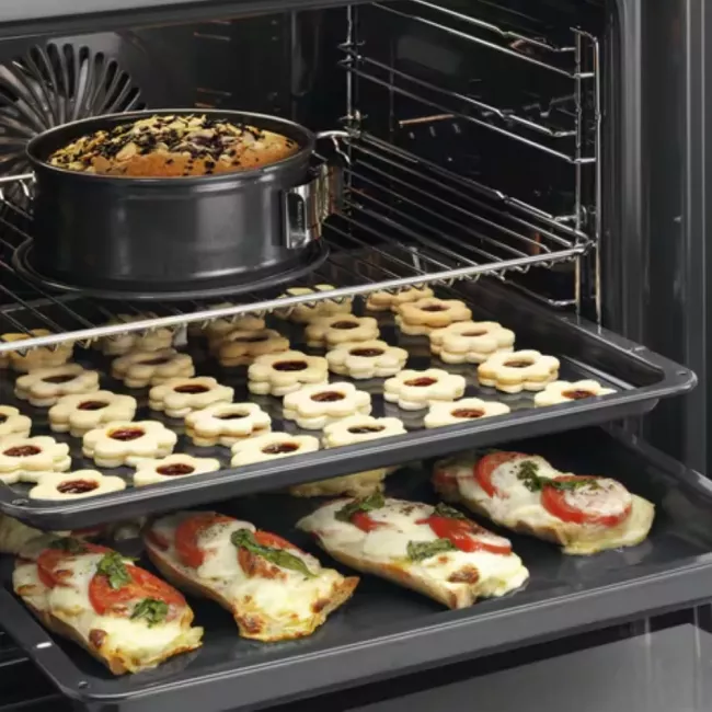 FOUR MaxiKlasse Pyrolyse 10 FUNCTIONS 72 L AEG