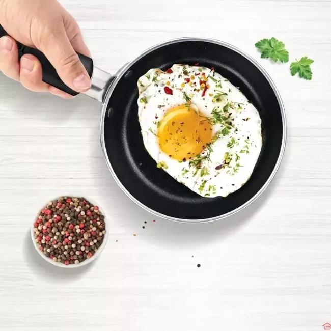 SET CREPIERE 22 + 2 POELES 12/28CM TEFAL